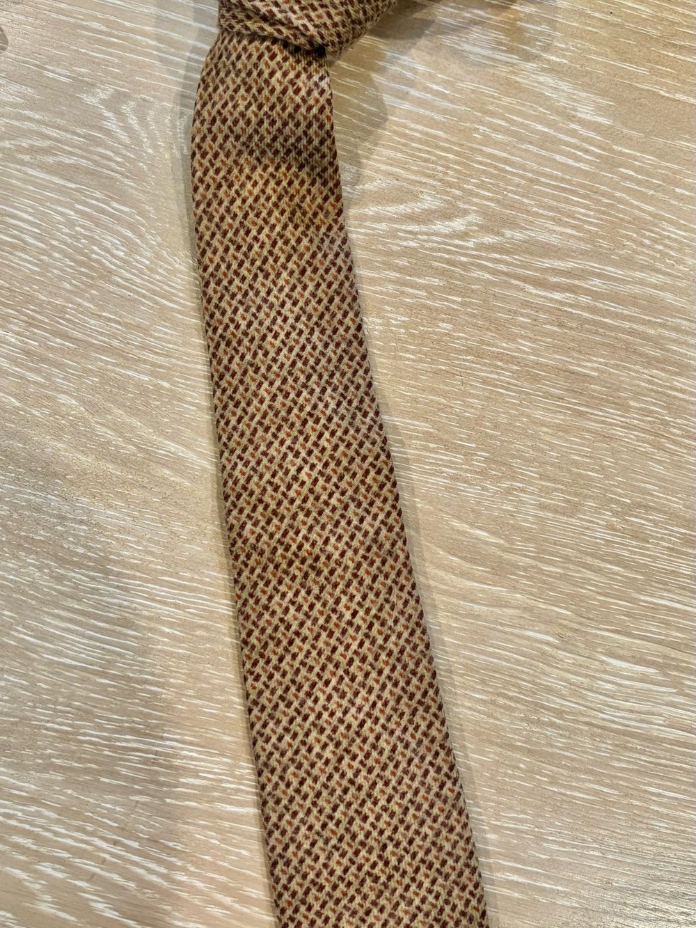 CHANEL Beige and Brown Woven Silk Tie - Picture 2 of 5